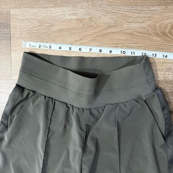 ATHLETA Nolita Wide Leg Featherweight Stretch Pant Mountain Olive Size 8 - Picture 6 of 11